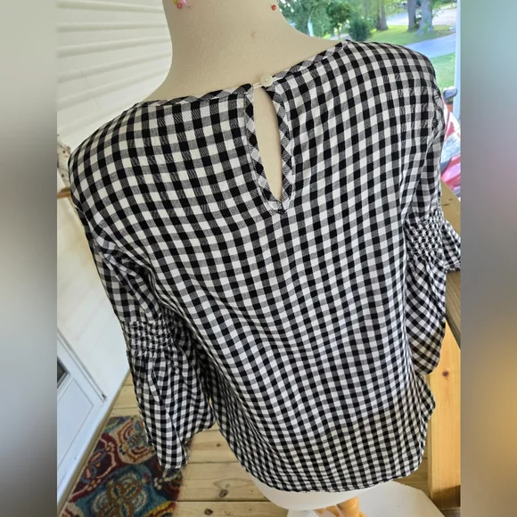 Valerie Stevens:Black and White Checkered Top with Red Floral Embroidery.  20 - Picture 5 of 6